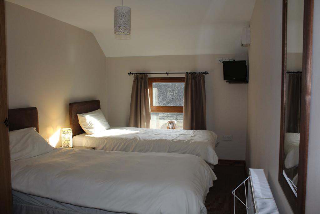 Nant-y-bwch The Nags Head Tredegar Bed & Breakfast エクステリア 写真